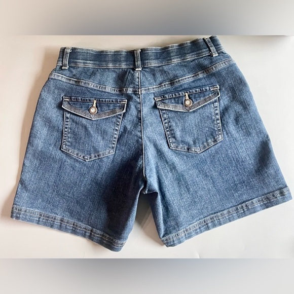 Lee Comfort Stretch Waistband Jean Shorts 12 Medium Flap Botton Pockets Denim - Picture 1 of 5